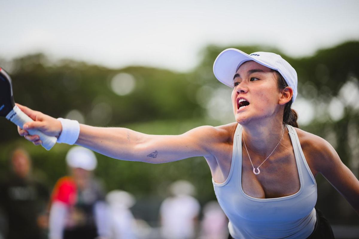 A player reaching for a shot at EPIC 2026